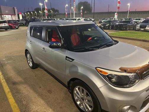 2018 Kia Soul +