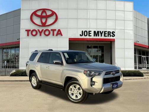 2024 Toyota 4Runner SR5