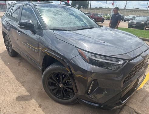 2023 Toyota RAV4 Hybrid SE