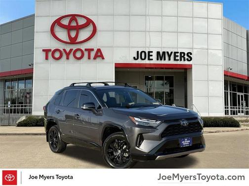 2023 Toyota RAV4 Hybrid SE