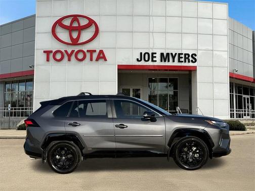 2023 Toyota RAV4 Hybrid SE