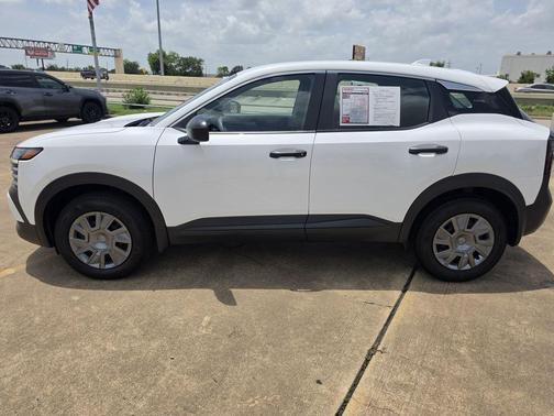 Fresh Powder 2025 Nissan Kicks S