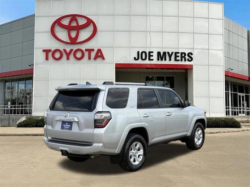 2023 Toyota 4Runner SR5