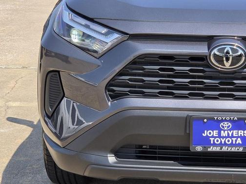 Magnetic Gray Metallic 2025 Toyota RAV4 XLE