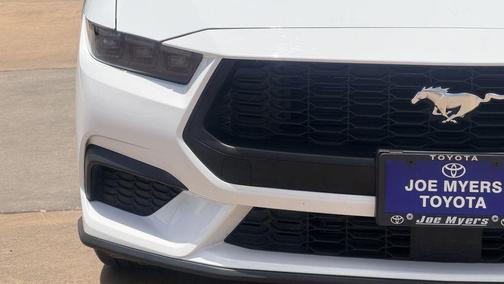 Oxford White 2025 Ford Mustang EcoBoost Premium