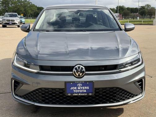 Gray 2025 Volkswagen Jetta 1.5T SE