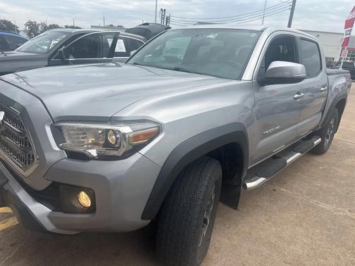 2017 Toyota Tacoma Base