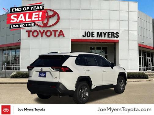 2025 Toyota RAV4 Hybrid LE