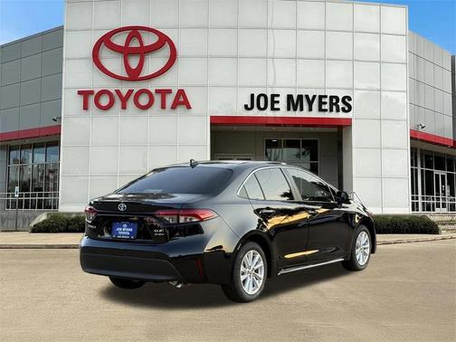 2025 Toyota Corolla Hybrid XLE