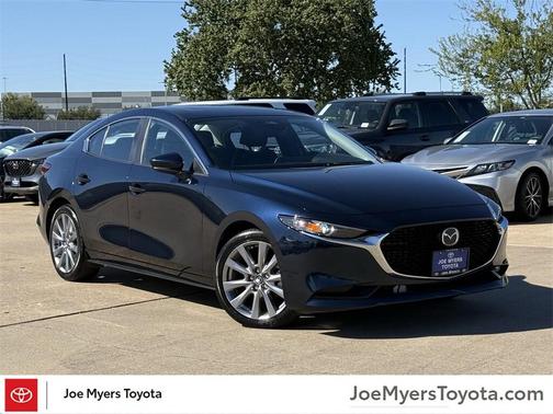 2025 Mazda Mazda3 FWD w/Preferred Package