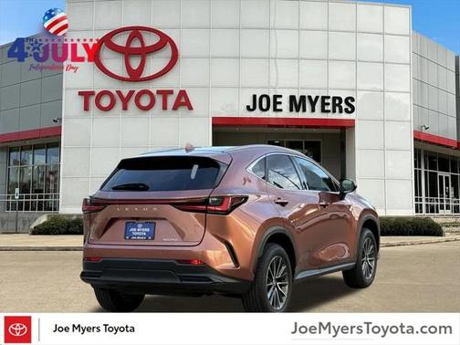 2025 Lexus NX 250 Base