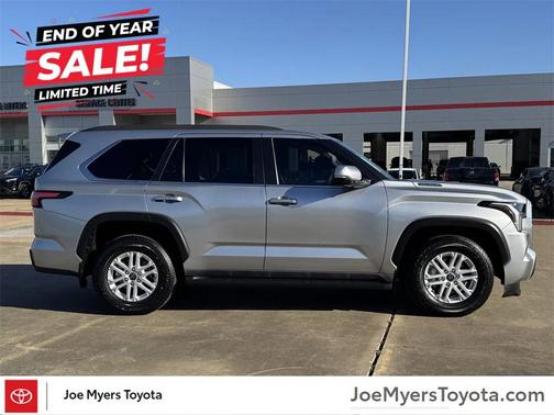 2024 Toyota Sequoia SR5