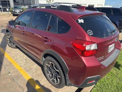 Venetian Red Pearl 2016 Subaru Crosstrek 2.0i Limited