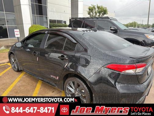 Midnight Black Metallic 2024 Toyota Corolla SE