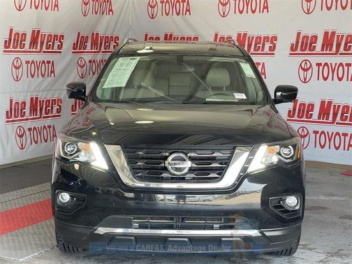 Photo 3 of 28 of 2020 Nissan Pathfinder SL