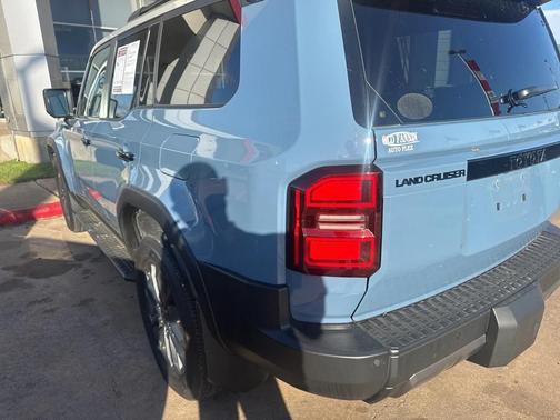 2025 Toyota Land Cruiser Base