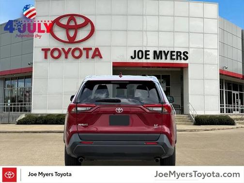 2024 Toyota RAV4 LE