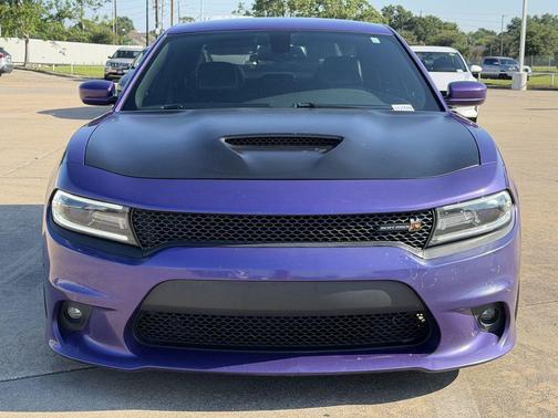 Plum Crazy Pearlcoat 2016 Dodge Charger R/T Scat Pack