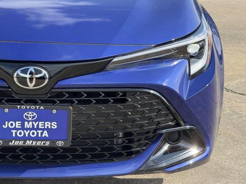 Blue Crush Metallic 2026 Toyota Corolla SE