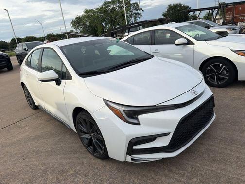 Ice 2025 Toyota Corolla SE