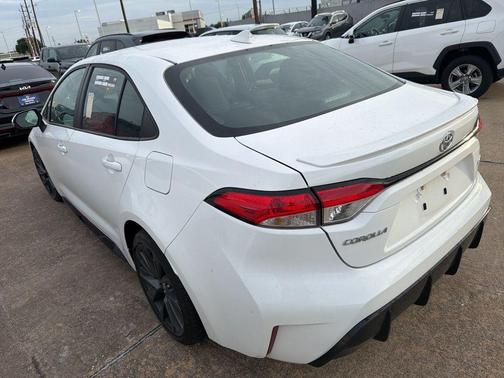 Ice 2025 Toyota Corolla SE