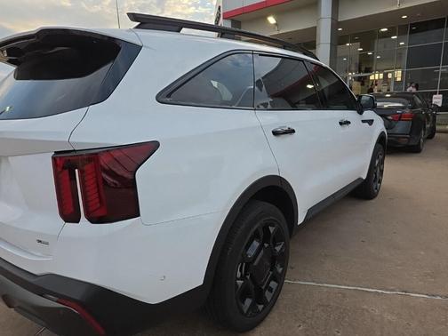 2025 Kia Sorento SX
