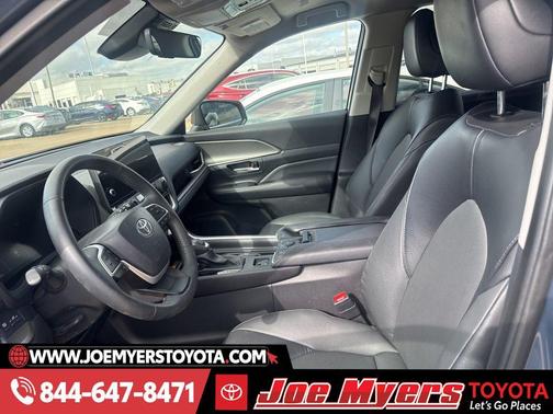 Storm Cloud 2025 Toyota Grand Highlander XLE