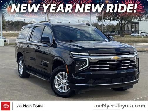 2025 Chevrolet Suburban LT
