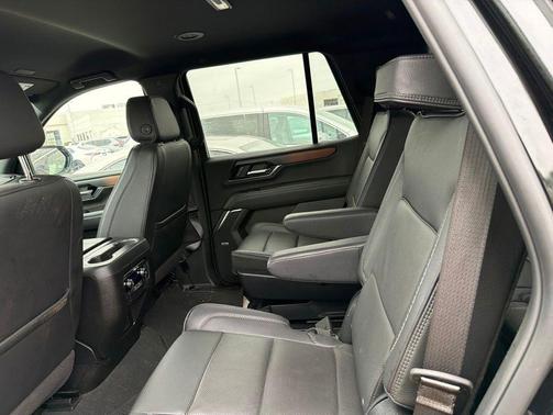 Onyx Black 2025 GMC Yukon Denali