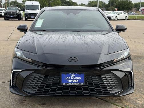 Midnight Black Metallic 2025 Toyota Camry SE