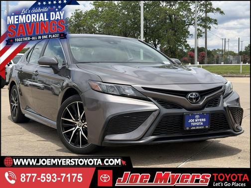 Gray 2024 Toyota Camry SE