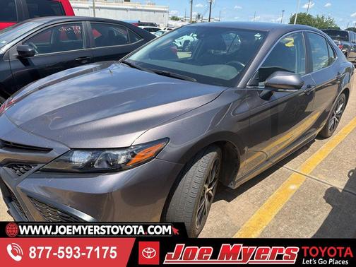 Gray 2024 Toyota Camry SE