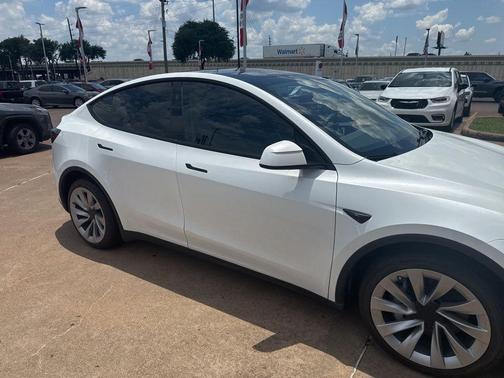 Pearl White Multi-Coat 2026 Tesla Model Y Long Range Launch Series