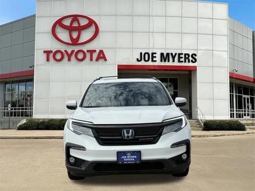 2022 Honda Pilot AWD Black Edition