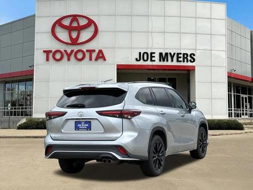 2024 Toyota Highlander XSE