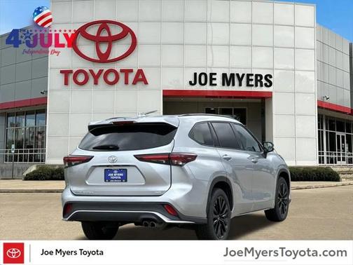 2024 Toyota Highlander XSE
