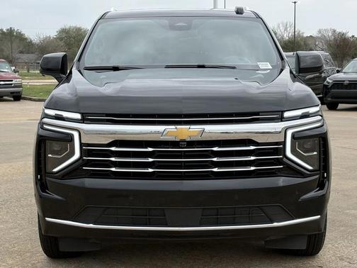 2025 Chevrolet Suburban LT