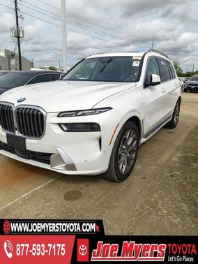 Alpine White 2026 BMW X7 xDrive40i