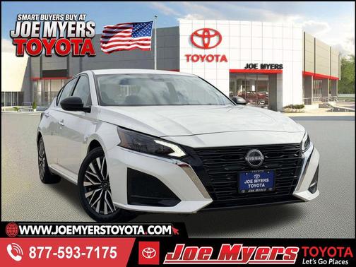 Glacier White 2025 Nissan Altima 2.5 SV