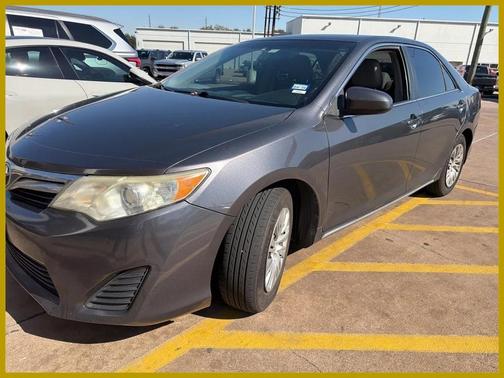 2014 Toyota Camry LE