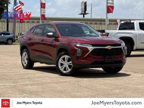 2025 Chevrolet Trax LS