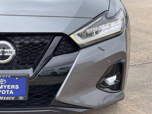 Gun Metallic 2021 Nissan Maxima 3.5 SR