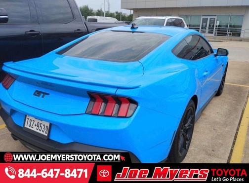 Grabber Blue Metallic 2024 Ford Mustang GT Premium