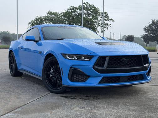 Grabber Blue Metallic 2024 Ford Mustang GT Premium