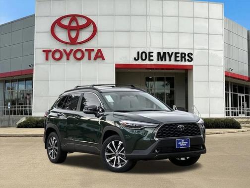 2025 Toyota Corolla Cross XLE
