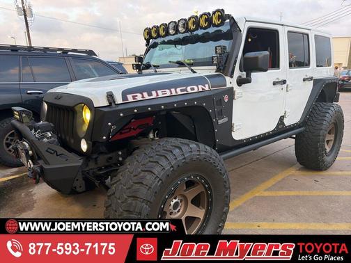 Bright White Clearcoat 2017 Jeep Wrangler Unlimited Rubicon
