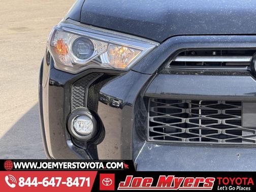 Midnight Black Metallic 2024 Toyota 4Runner SR5