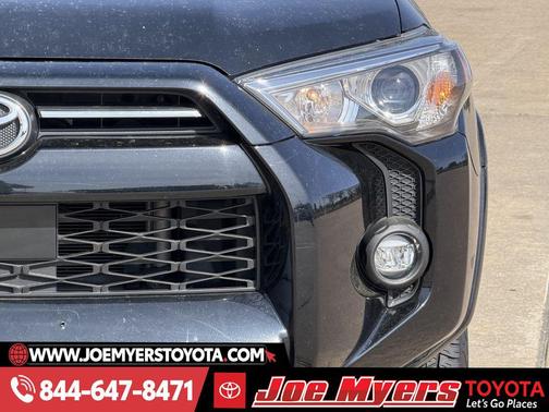 Midnight Black Metallic 2024 Toyota 4Runner SR5