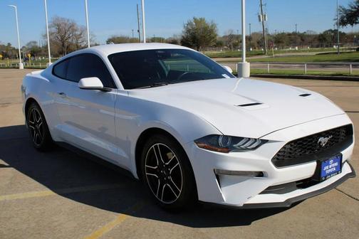 2022 Ford Mustang EcoBoost Premium