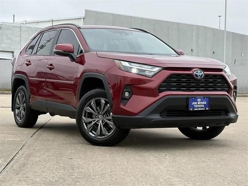 2024 Toyota RAV4 Hybrid XLE Premium